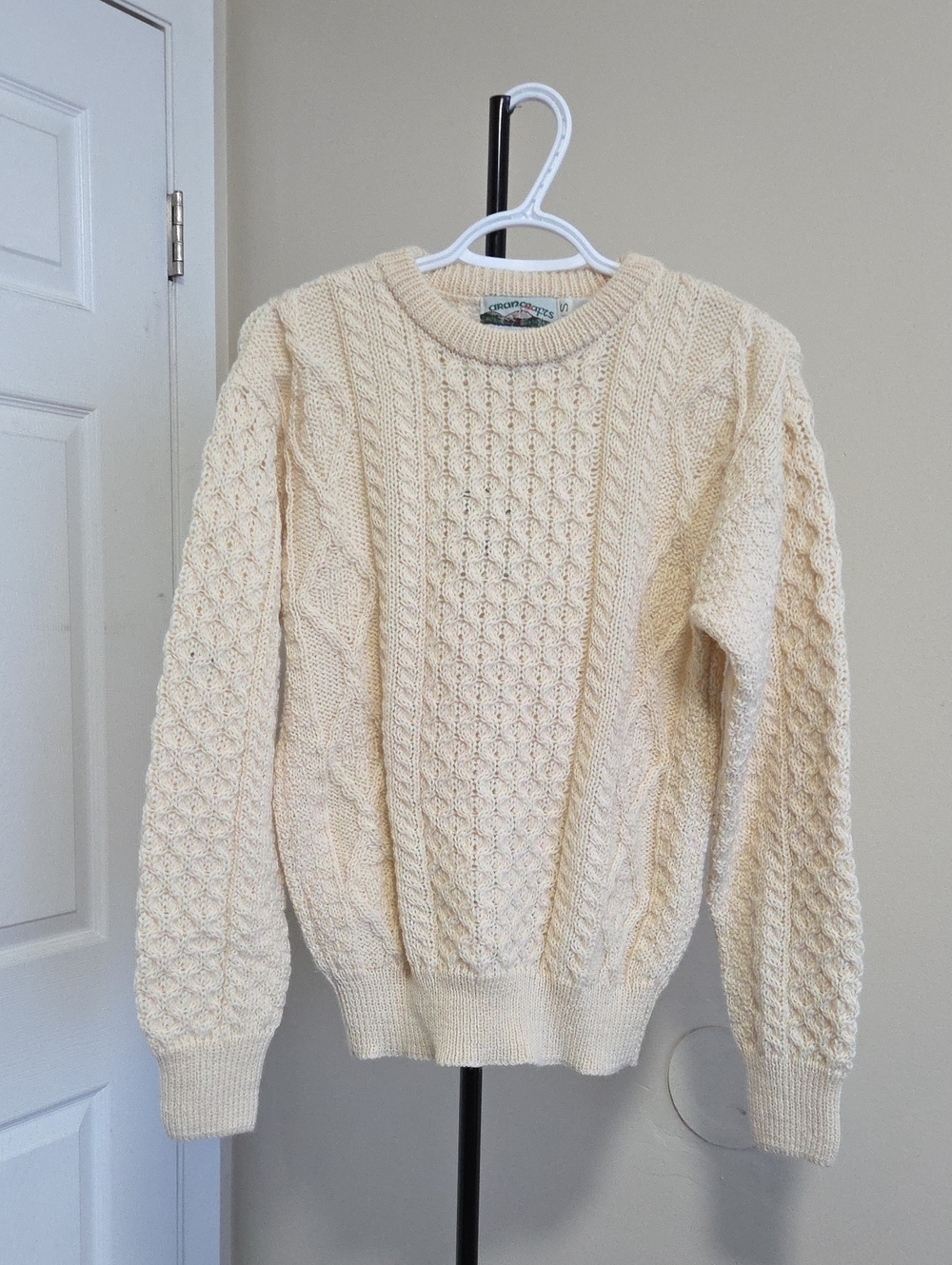 Nwt Aran Crafts 100% Wool Ivory Cable-Knit Crewneck Sweater